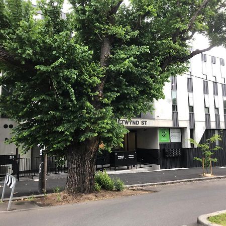 Q Squared Serviced Apartments Melbourne Exterior photo