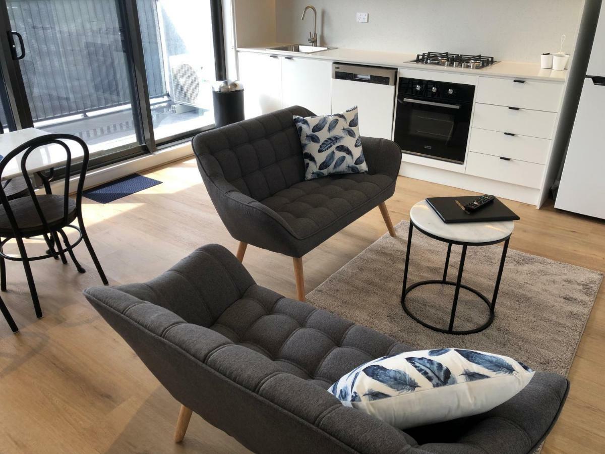 Q Squared Serviced Apartments Melbourne Exterior photo