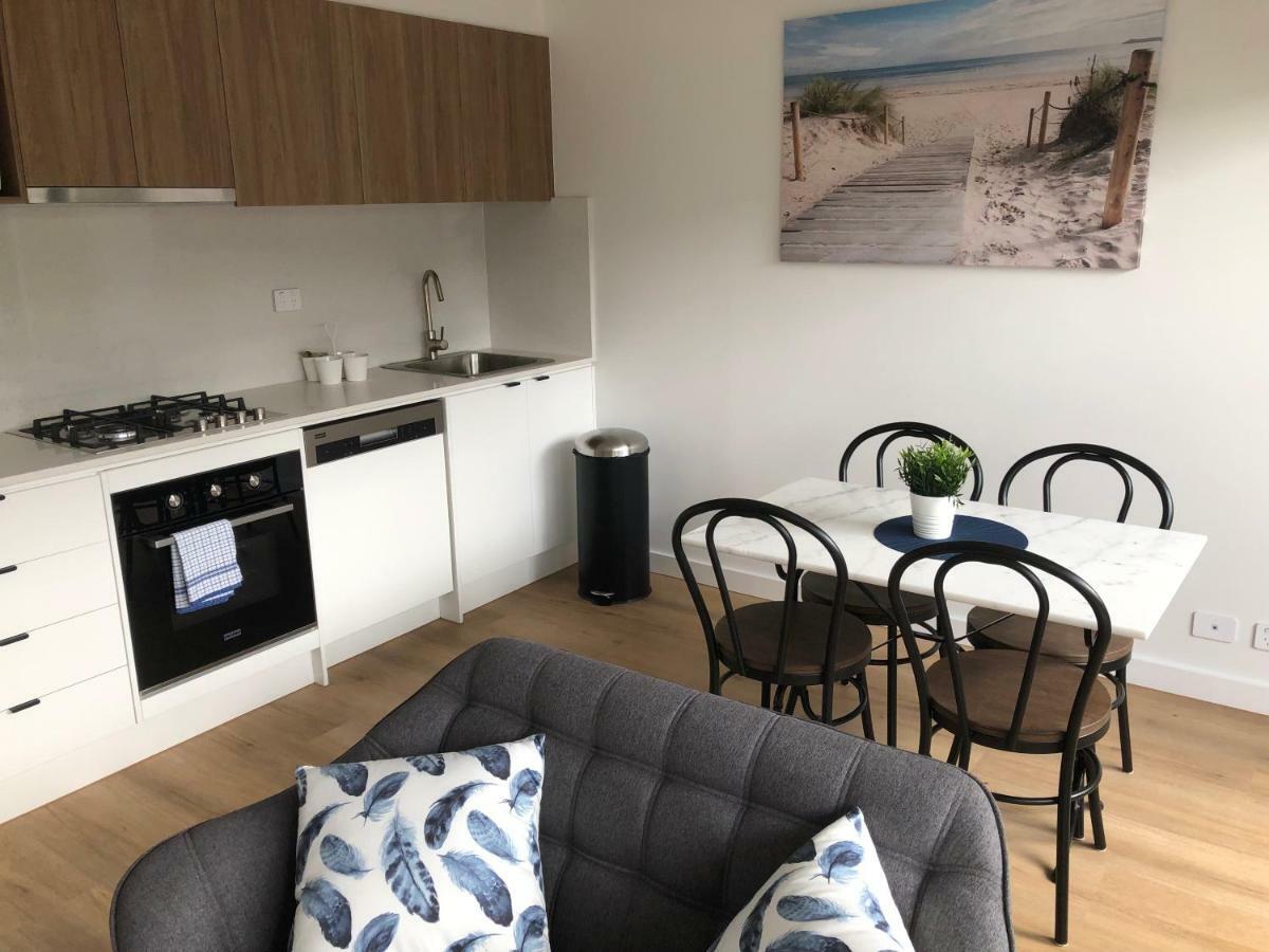 Q Squared Serviced Apartments Melbourne Exterior photo