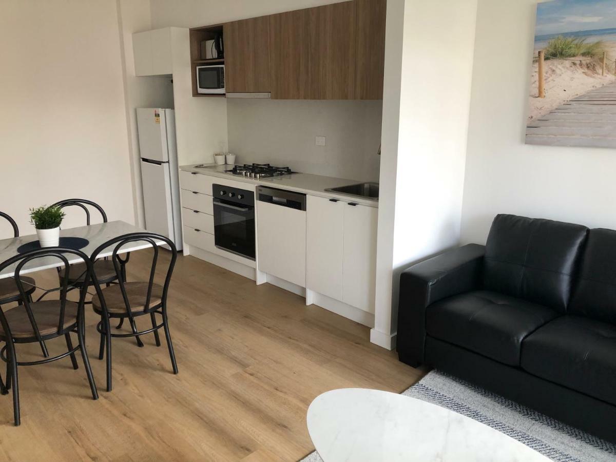 Q Squared Serviced Apartments Melbourne Exterior photo