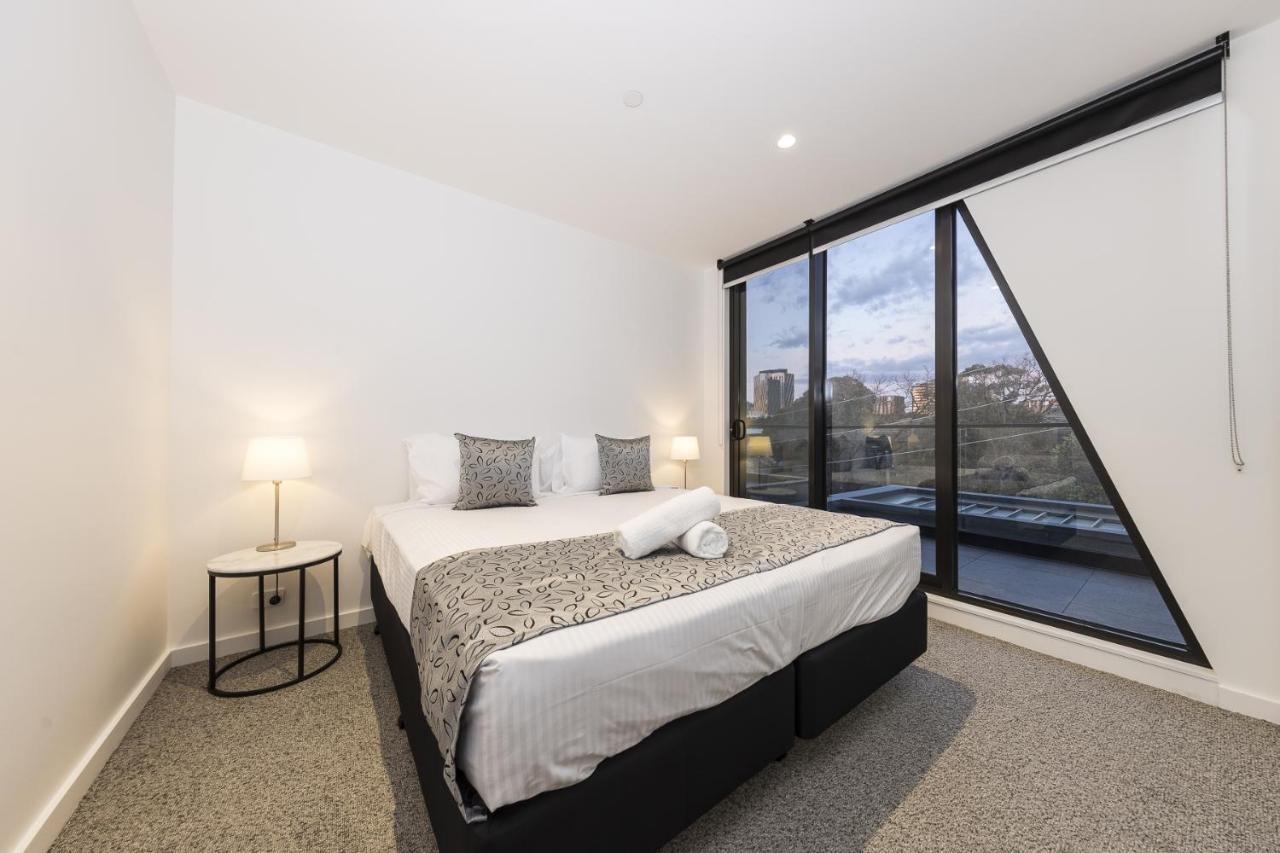 Q Squared Serviced Apartments Melbourne Exterior photo